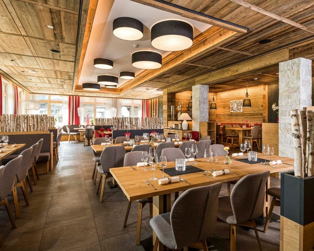 Inside Lilli’s Restaurant